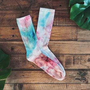 NEW Hand-Dyed Malibu Crew Socks